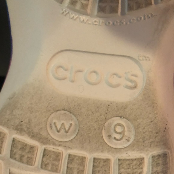 Crocs Women's Classic Platform Tie-Dye Graphic Clog - Picture 9 of 10